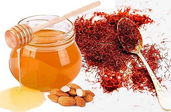 Vì sao nhụy hoa nghệ tây ngâm mật ong là thần dược của sắc đẹp? Vì sao nhụy hoa nghệ tây ngâm mật ong là thần dược của sắc đẹp?