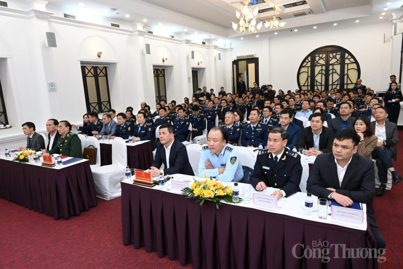 Bộ trưởng Nguyễn Hồng Diên giao 6 nhiệm vụ cho Quản lý thị trường trong năm 2024 Bộ trưởng Nguyễn Hồng Diên giao 6 nhiệm vụ cho Quản lý thị trường trong năm 2024