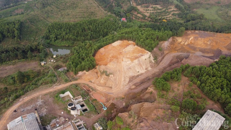 Hòa Bình: “Mục sở thị” nhà máy gạch có giám đốc bị bắt vì khai đất trái phép