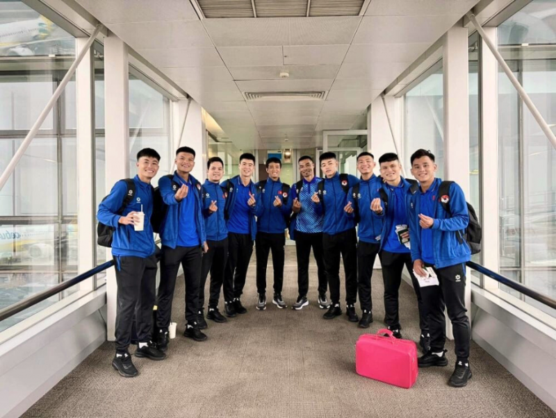 Đội tuyển bóng đá Việt Nam đã lên đường giành cup Asian Cup 2023 tại Qatar Đội tuyển bóng đá Việt Nam đã lên đường giành cup Asian Cup 2023 tại Qatar