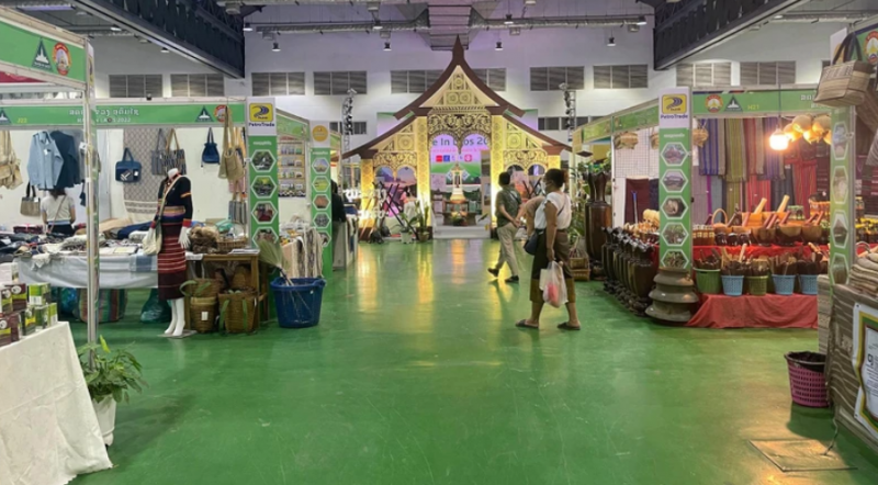 Thương mại Việt Nam - Lào hướng đến sự phát triển ổn định bền vững Thương mại Việt Nam - Lào hướng đến sự phát triển ổn định bền vững