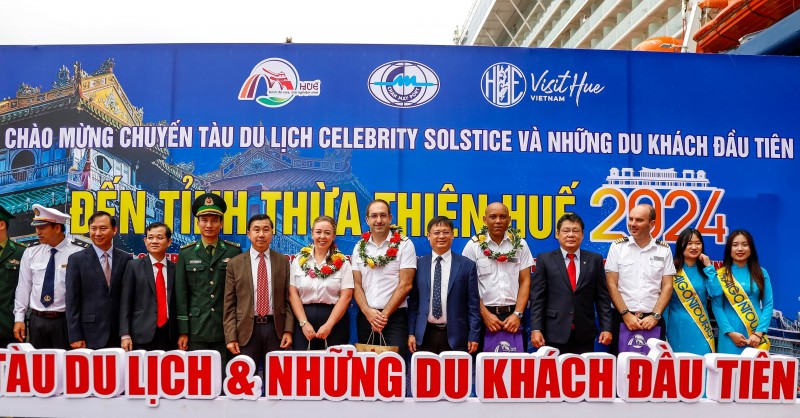 Thừa Thiên Huế: Đón 2.700 du khách bằng tàu biển đầu năm mới