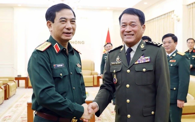 Việt Nam – Campuchia: Tình láng giềng tốt đẹp, bền vững lâu dài Việt Nam – Campuchia: Tình láng giềng tốt đẹp, bền vững lâu dài