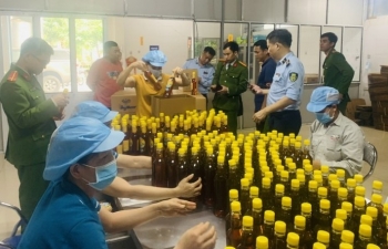 Vĩnh Phúc: Chuyển công an điều tra vụ việc 11.000 chai mật ong có dấu hiệu hàng giả