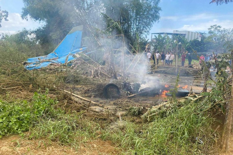 Một máy bay rơi ở Quảng Nam