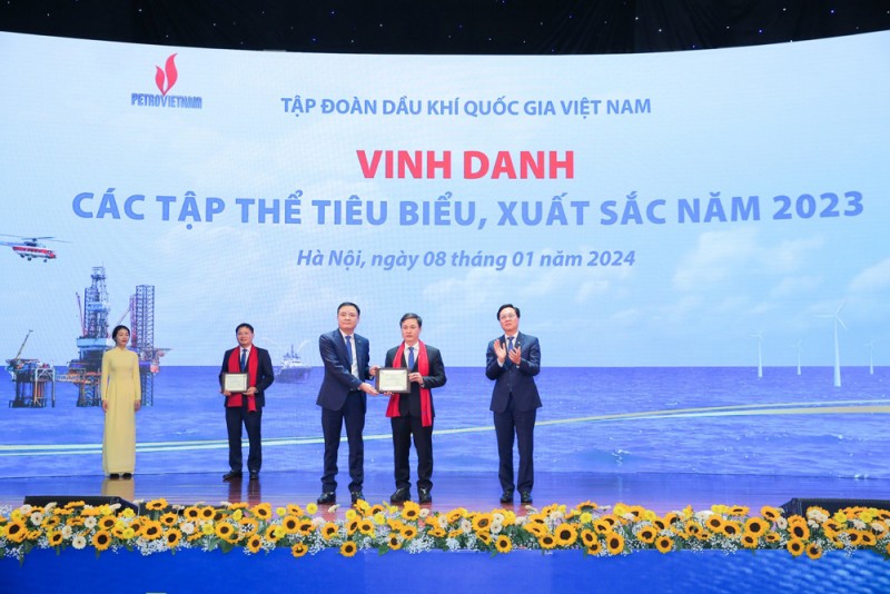 PVCFC đổi mới sáng tạo, hoàn thành kế hoạch được giao, lập kỷ lục mới về sản xuất PVCFC đổi mới sáng tạo, hoàn thành kế hoạch được giao, lập kỷ lục mới về sản xuất