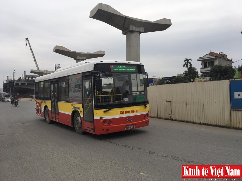 Hà Nội muốn thí điểm đặt hàng xe buýt điện thay thế 9 tuyến xe buýt thường