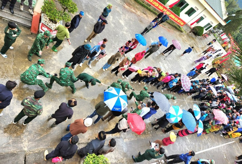 Xuân Biên phòng ấm lòng dân bản ở xã biên giới Sơn Vĩ (Hà Giang)