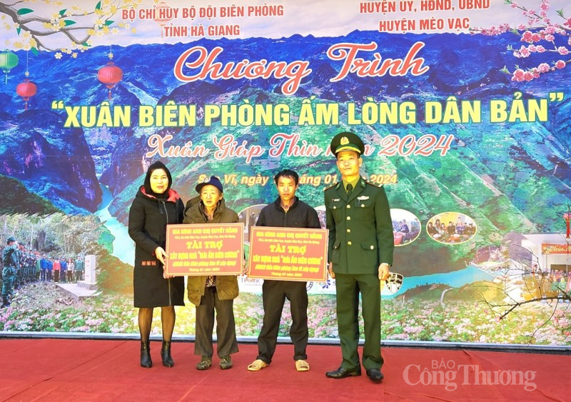 Xuân Biên phòng ấm lòng dân bản ở xã biên giới Sơn Vĩ (Hà Giang)