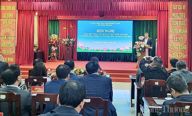 Ngành Công Thương Hà Nội: Phấn đấu tổng mức bán lẻ và doanh thu dịch vụ tăng 10-11% Ngành Công Thương Hà Nội: Phấn đấu tổng mức bán lẻ và doanh thu dịch vụ tăng 10-11%