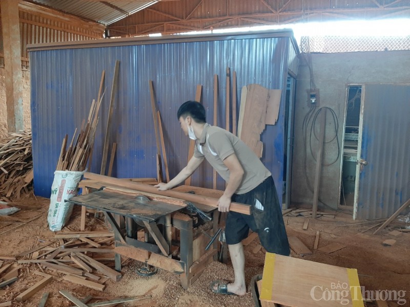 Thái Nguyên: Thăng trầm làng nghề đồ gỗ mỹ nghệ Giã Trung Thái Nguyên: Thăng trầm làng nghề đồ gỗ mỹ nghệ Giã Trung