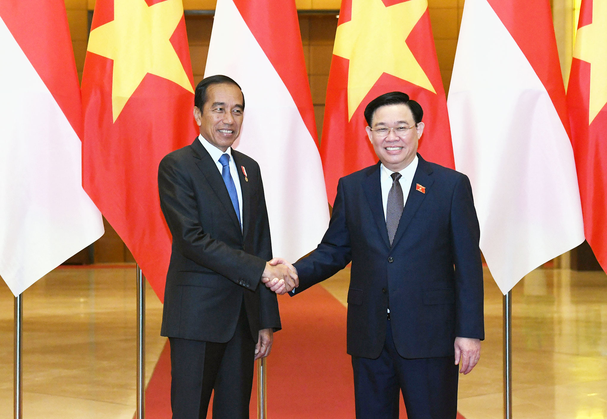 Chủ tịch Quốc hội Vương Đình Huệ hội kiến Tổng thống Indonesia Chủ tịch Quốc hội Vương Đình Huệ hội kiến Tổng thống Indonesia