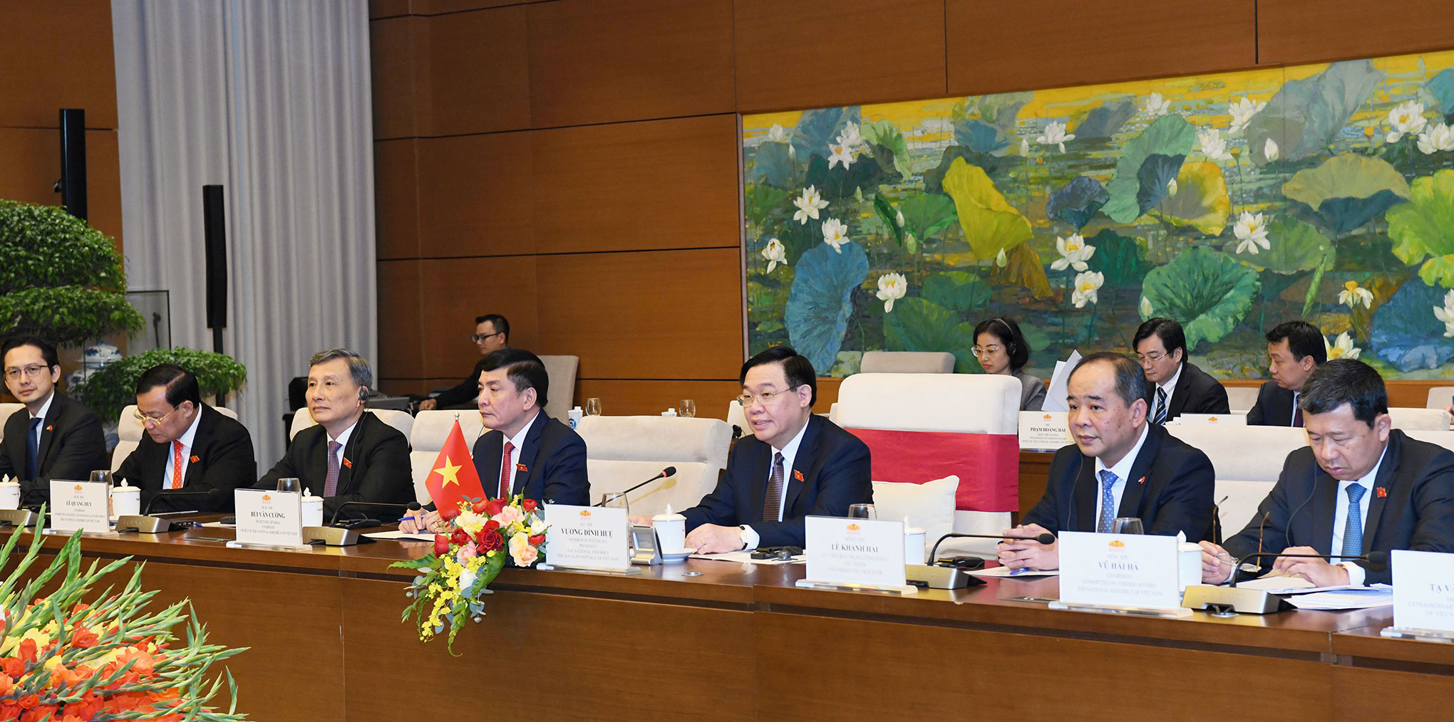 Chủ tịch Quốc hội Vương Đình Huệ hội kiến Tổng thống Indonesia Chủ tịch Quốc hội Vương Đình Huệ hội kiến Tổng thống Indonesia