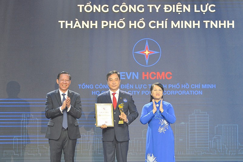EVNHCMC đạt giải thưởng Thương hiệu Vàng TP. Hồ Chí Minh lần thứ 2