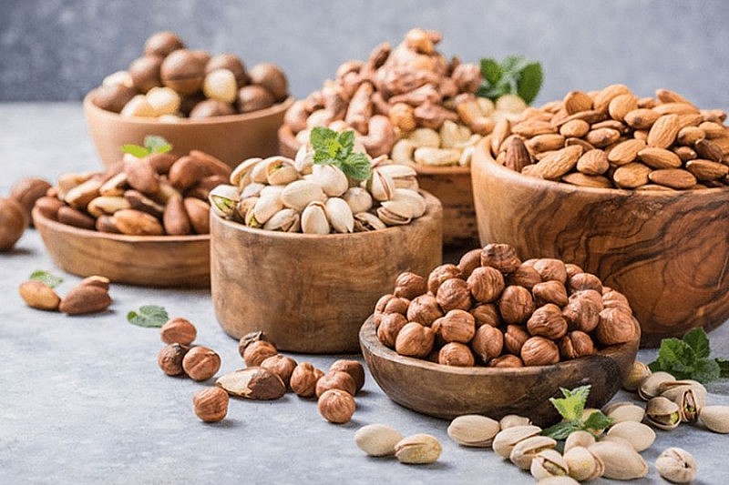 khi ăn các loại hạt, bạn sẽ có cảm giác no lâu hơn và hạn chế được việc ăn quá nhiều khi ăn các loại hạt, bạn sẽ có cảm giác no lâu hơn và hạn chế được việc ăn quá nhiều