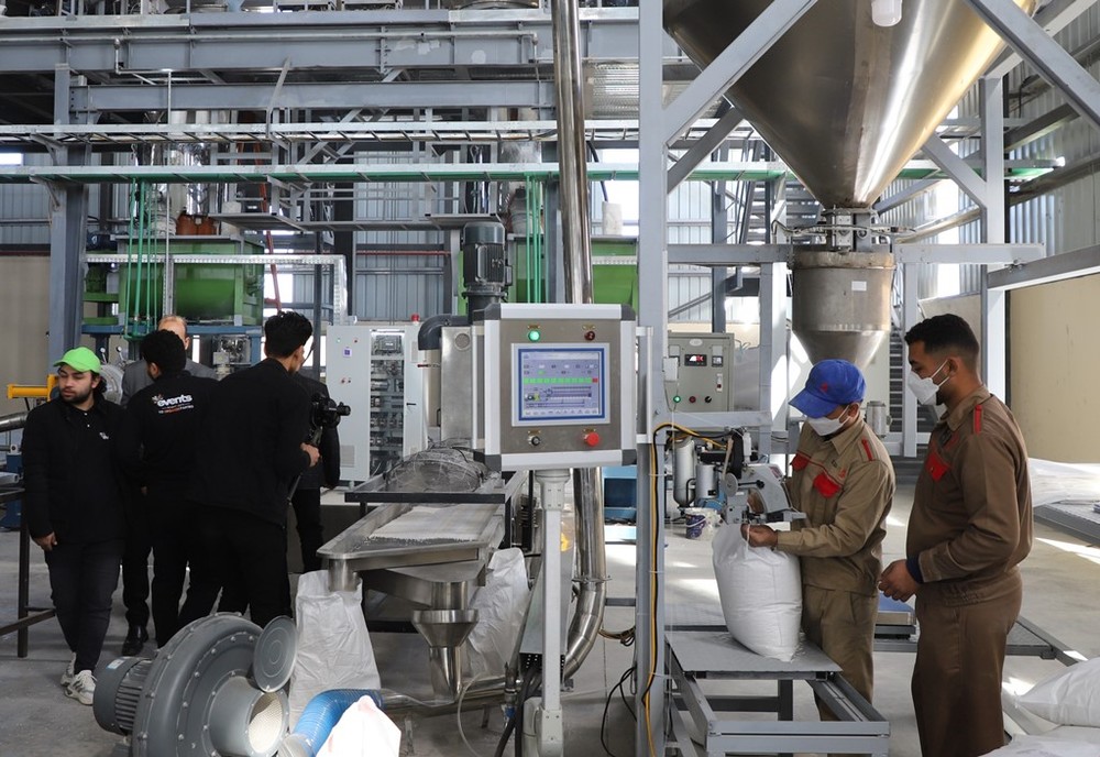 Sản phẩm của Nhà máy EuP Egypt sẽ phục vụ thị trường nội địa Ai Cập, xuất khẩu sang các nước Trung Đông, châu Phi, châu Âu và châu Mỹ. (Ảnh: Nguyễn Trường/TTXVN) khanh-thanh-nha-may-vn-tai-ai-cap2-8820.jpg