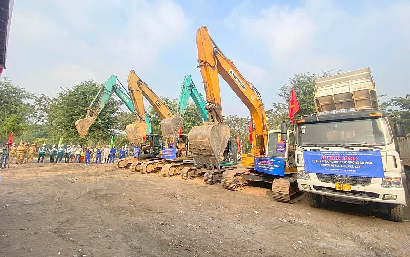 Dồn lực hoàn thành cơ sở hạ tầng trọng điểm tạo động lực phát triển kinh tế xã hội