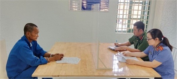 Đối tượng Phạm Công Hùng Nhân tại cơ quan điều tra Đối tượng Phạm Công Hùng Nhân tại cơ quan điều tra