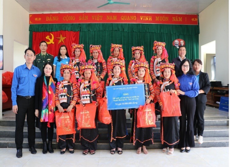 Đoàn Thanh niên Bộ Công Thương mang mùa xuân ấm đến đồng bào dân tộc thiểu số Lai Châu