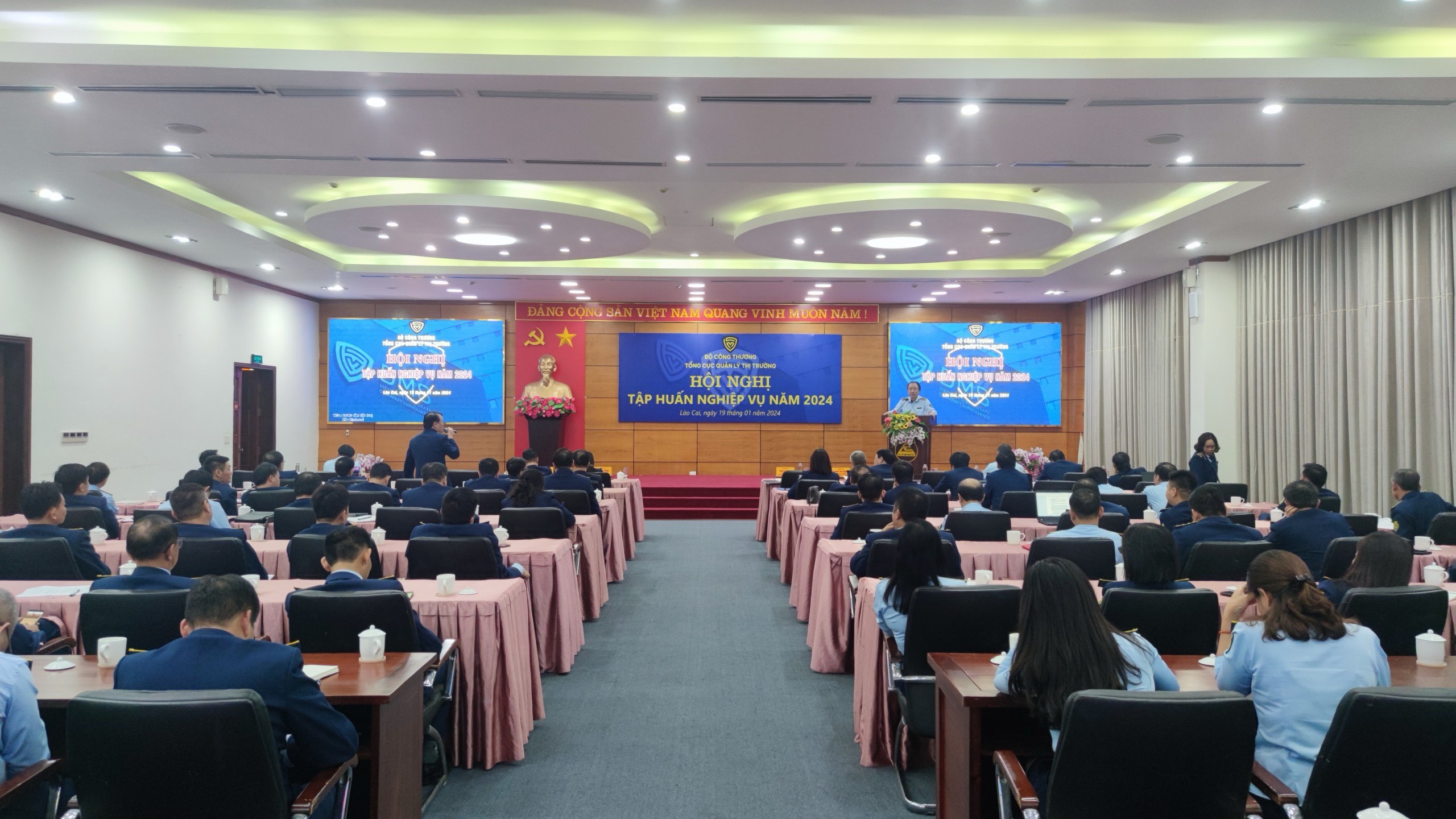 Quản lý thị trường phải là lực lượng phản ứng nhanh trong công tác thanh, kiểm tra Quản lý thị trường phải là lực lượng phản ứng nhanh trong công tác thanh, kiểm tra