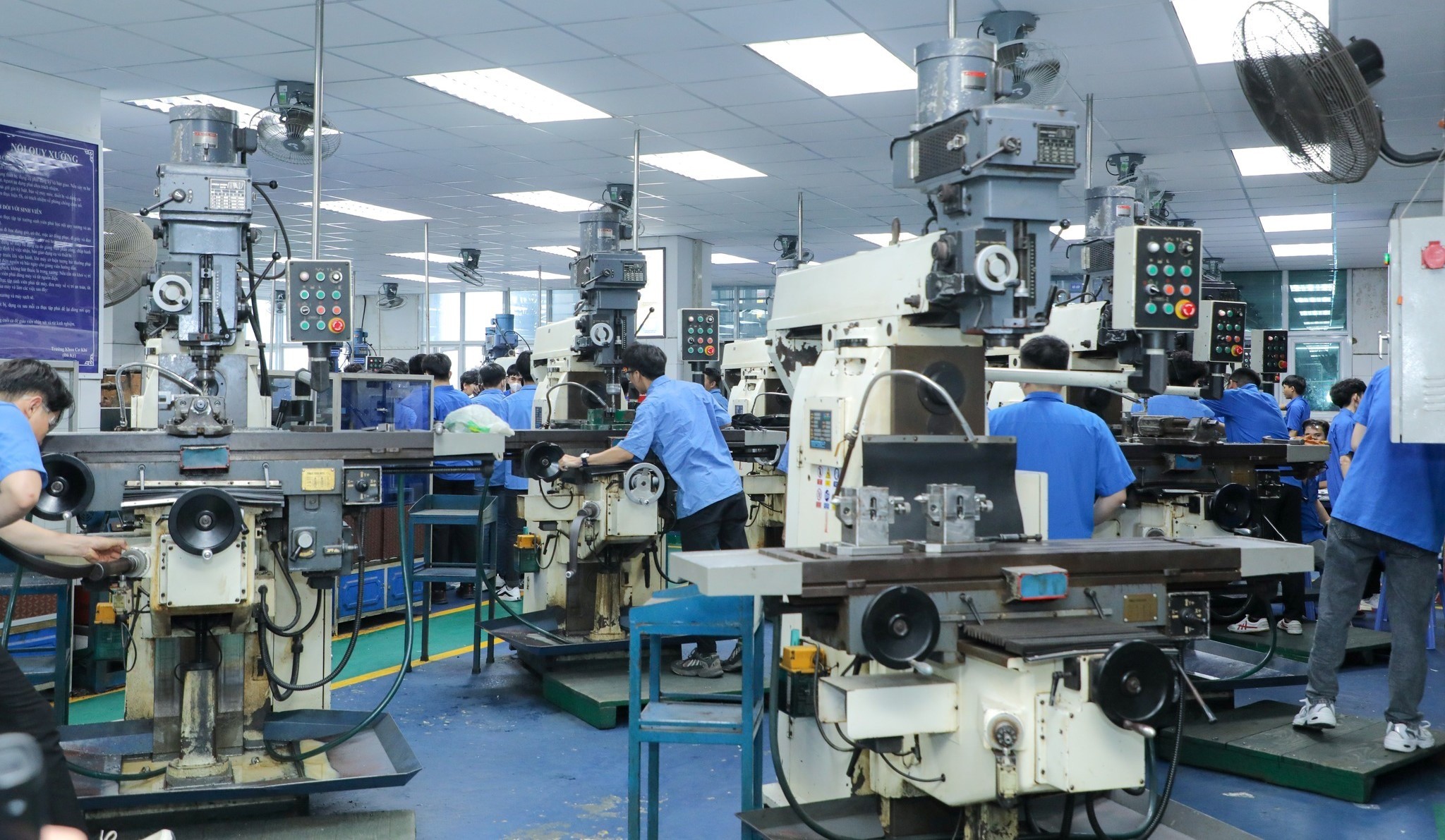 Doanh nghiệp cần được “trợ lực” để phát triển Doanh nghiệp cần được “trợ lực” để phát triển