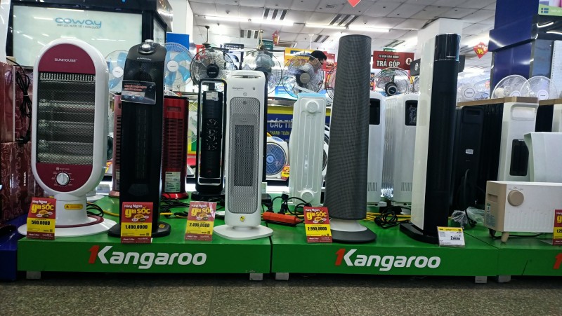 Nhiệt độ xuống thấp, nhiều người tìm mua máy sưởi Nhiệt độ xuống thấp, nhiều người tìm mua máy sưởi