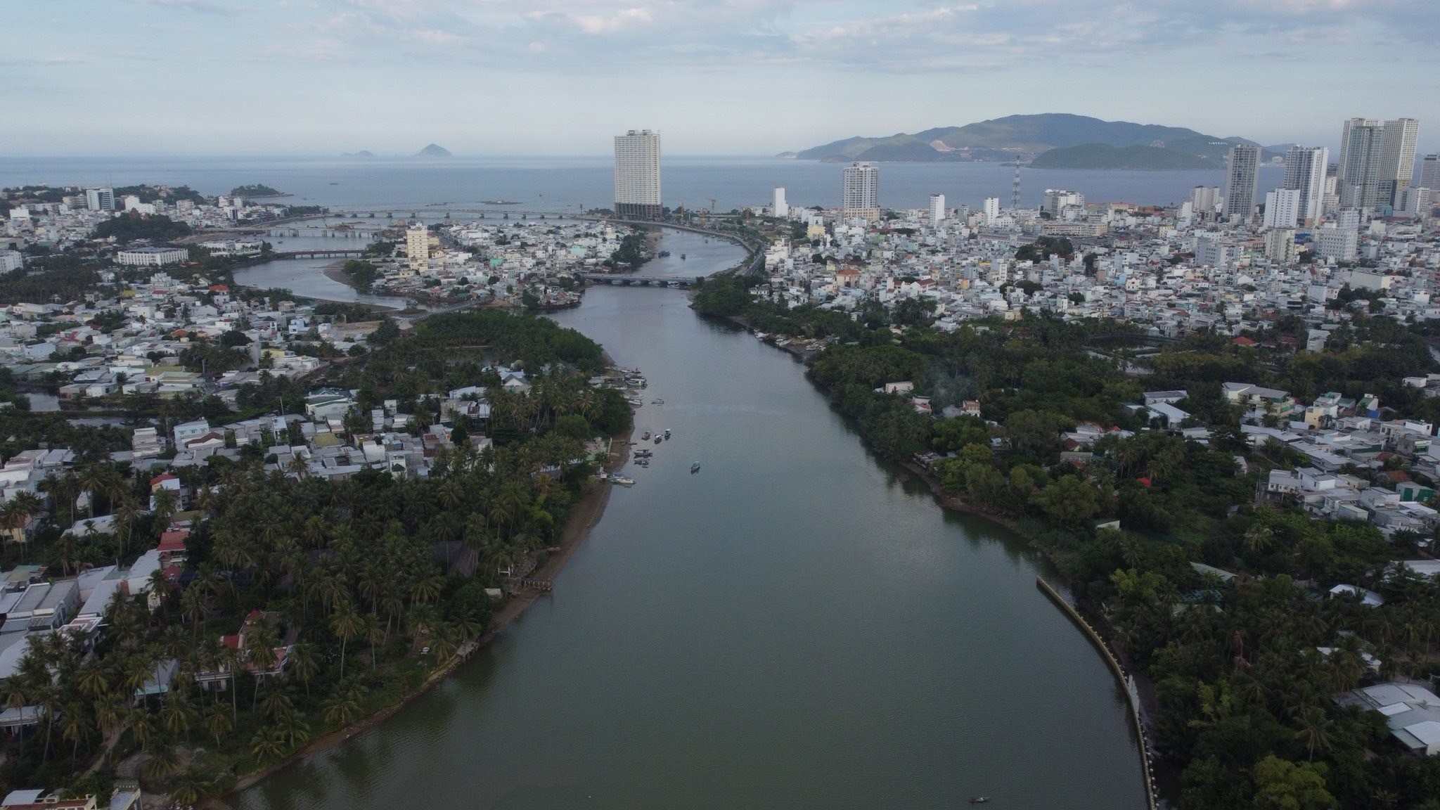 Do địa phương giải phóng mặt bằng chậm nên Ngân hàng Thế giới không tiếp tục sử dụng vốn vây ODA để thực hiện các hạng mục thuộc dự án nói trên. Ảnh: Minh Toàn
