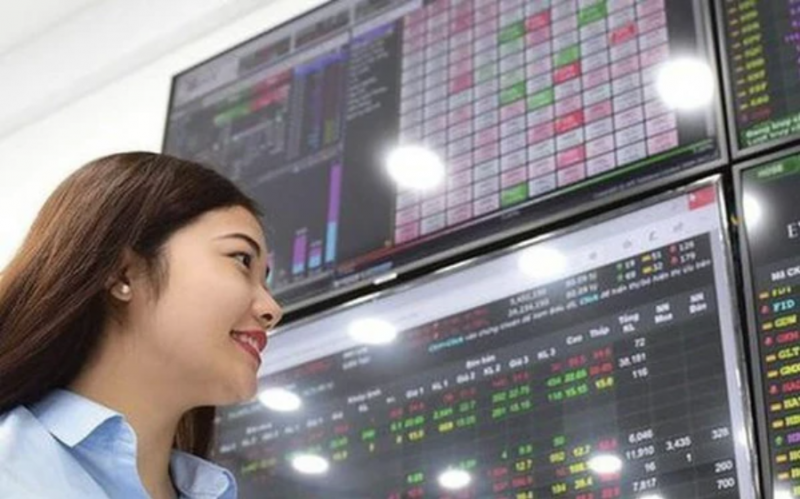 Chứng khoán tuần từ 29/1-2/2: VN-Index kỳ vọng tiếp tục tăng điểm trong các phiên tới Chứng khoán tuần từ 29/1-2/2: VN-Index kỳ vọng tiếp tục tăng điểm trong các phiên tới