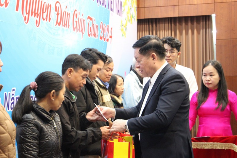 Ấm áp chợ Tết 0 đồng tại Đà Nẵng