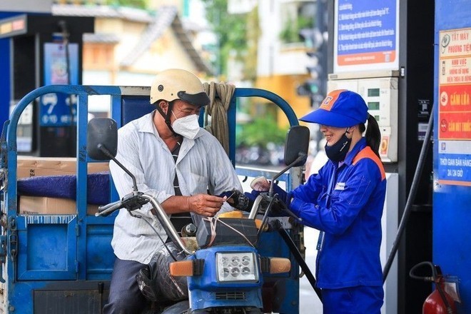 Giá xăng dầu hôm nay ngày 1/2/2024:Giá tăng Giá xăng dầu hôm nay ngày 1/2/2024:Giá tăng