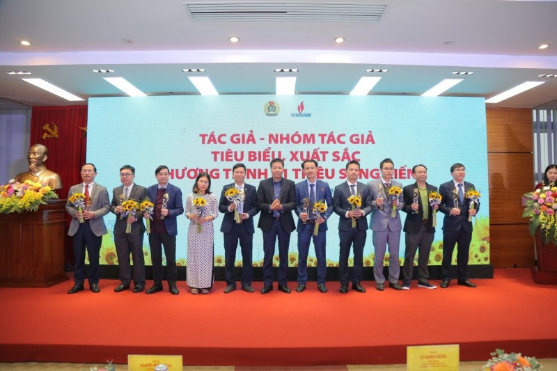 Công đoàn PV GAS được vinh danh tại Hội nghị của Công đoàn Dầu khí Việt Nam Công đoàn PV GAS được vinh danh tại Hội nghị của Công đoàn Dầu khí Việt Nam