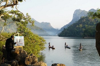 Bát ngát xanh vùng hồ Ba Bể