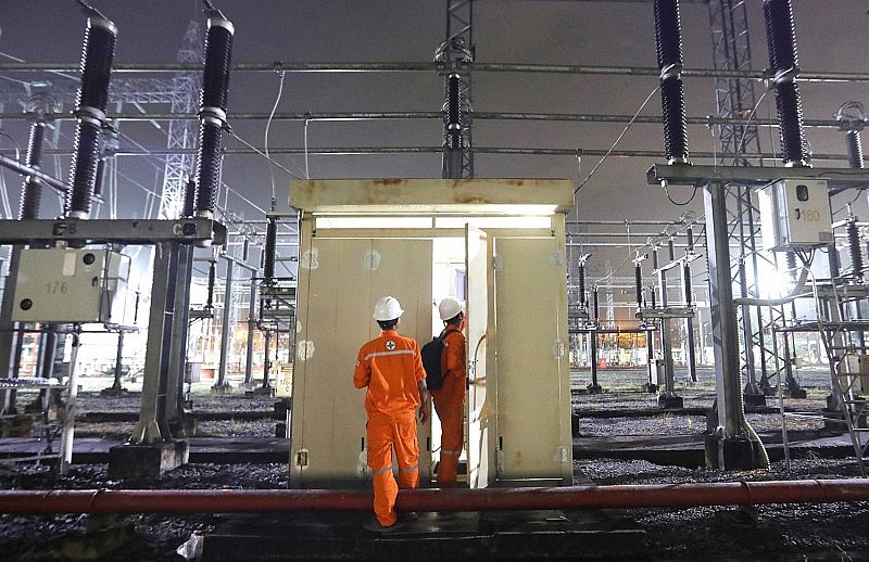 Điện lực miền Nam: Đảm bảo cung cấp điện 21 tỉnh thành phía Nam dịp Tết Nguyên đán Giáp Thìn