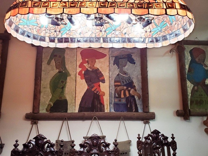 Tranh chân dung các thiếu nữ dân tộc thiểu số Tranh chân dung các thiếu nữ dân tộc thiểu số