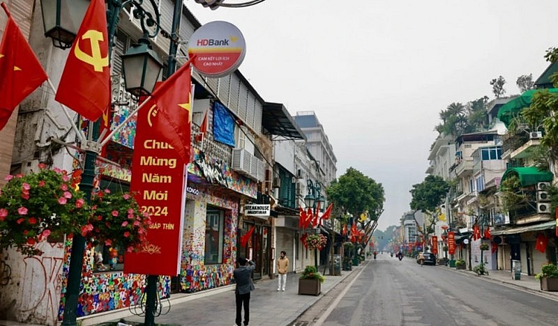 Phố phường Hà Nội trong sáng mùng Một Tết Nguyên đán Giáp Thìn 2024. (Nguồn: TTXVN) Phố phường Hà Nội trong sáng mùng Một Tết Nguyên đán Giáp Thìn 2024. (Nguồn: TTXVN)