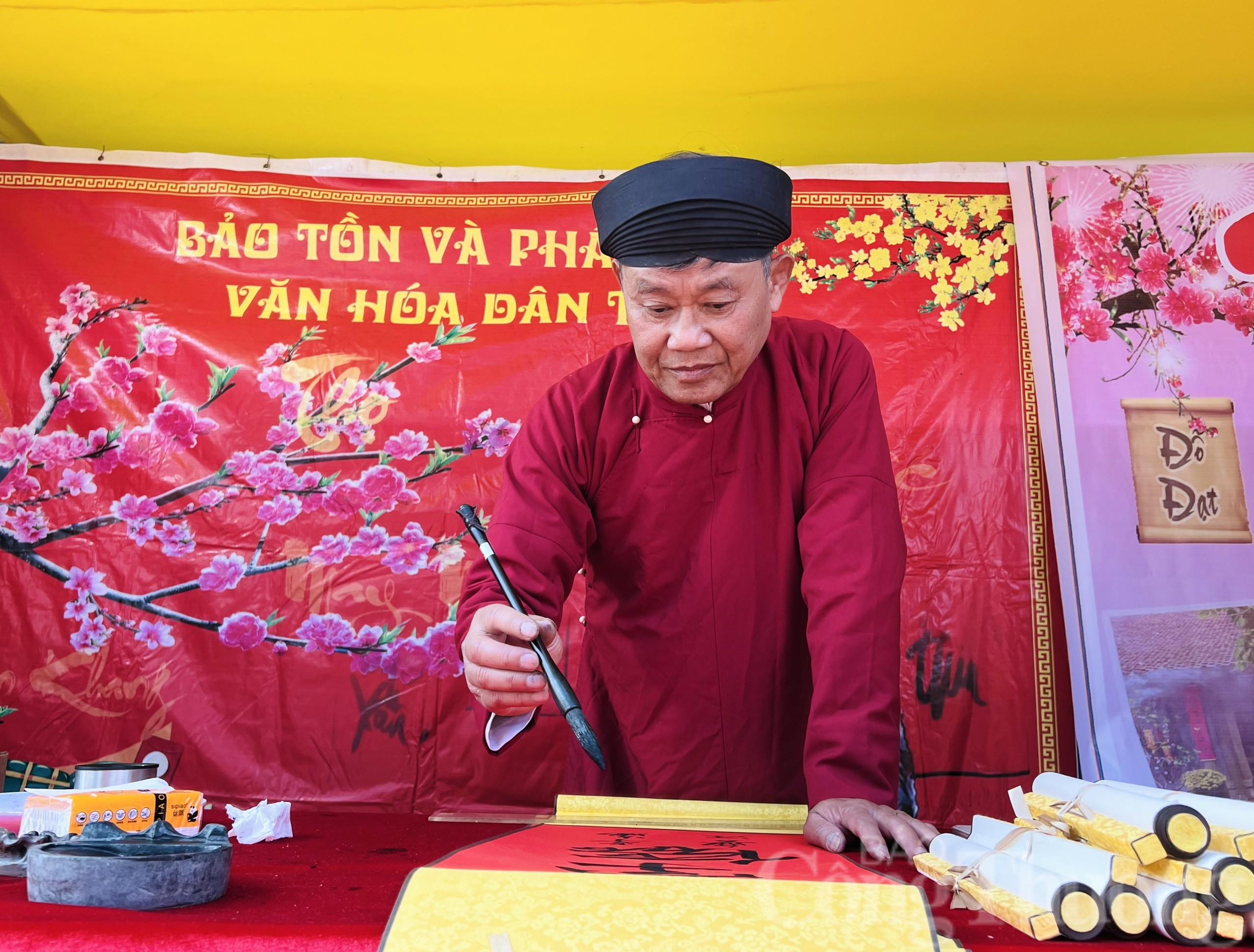 Đầu xuân, ghé thăm ngôi đền cổ thờ 27 vị vua thời Hậu Lê