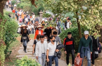 Bán lẻ hàng hoá và doanh thu dịch vụ tiêu dùng tăng trưởng nhờ du lịch