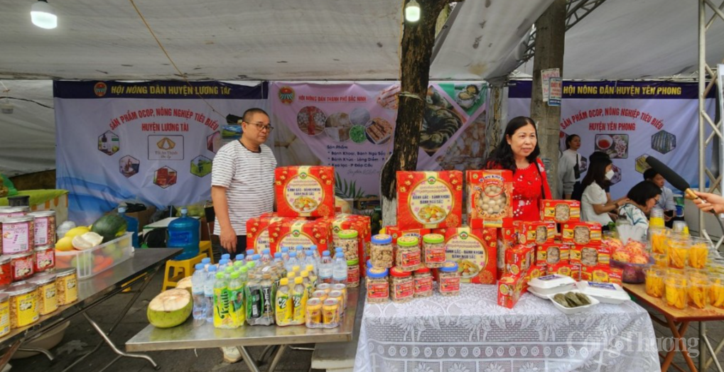 Đến hẹn lại về hội Lim Đến hẹn lại về hội Lim