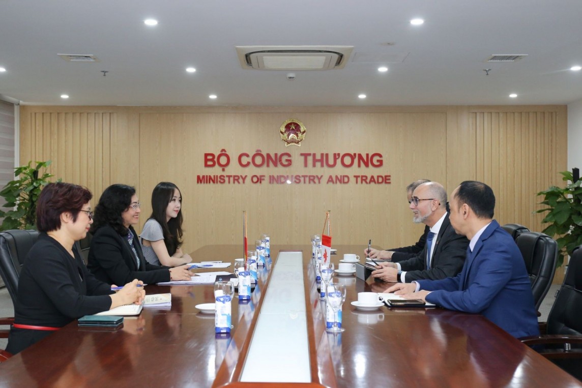 Hơn 200 doanh nghiệp Canada sẽ đến Việt Nam để tìm hiểu cơ hội kinh doanh