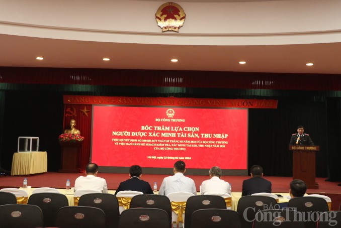 Bộ Công Thương bốc thăm chọn cán bộ để xác minh tài sản, thu nhập Bộ Công Thương bốc thăm chọn cán bộ để xác minh tài sản, thu nhập