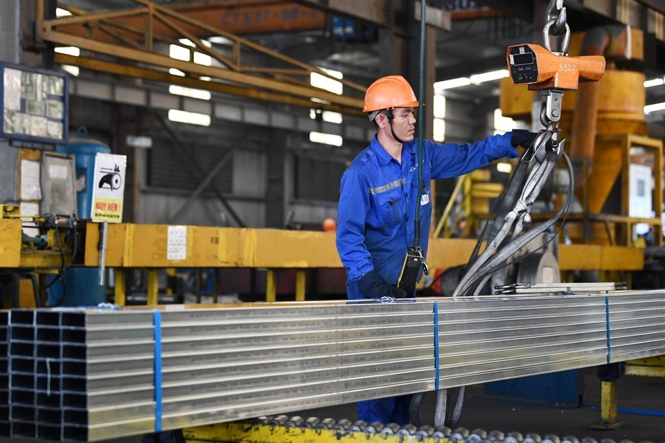 Giá thép hôm nay 25/2/2024: Giá quặng sắt giảm mạnh trong tuần qua. Giá thép hôm nay tại thị trường trong nước tiếp tục đi ngang. Giá thép hôm nay 25/2/2024: Giá quặng sắt giảm mạnh trong tuần qua. Giá thép hôm nay tại thị trường trong nước tiếp tục đi ngang.
