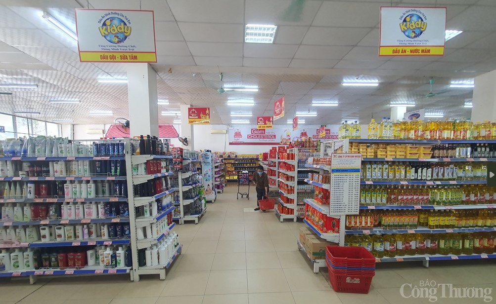 Hòa Bình: Hàng hóa ổn định sau Tết Nguyên đán Giáp Thìn 2024 Hòa Bình: Hàng hóa ổn định sau Tết Nguyên đán Giáp Thìn 2024