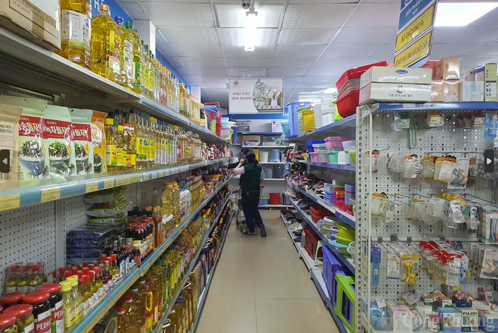 Hòa Bình: Hàng hóa ổn định sau Tết Nguyên đán Giáp Thìn 2024 Hòa Bình: Hàng hóa ổn định sau Tết Nguyên đán Giáp Thìn 2024