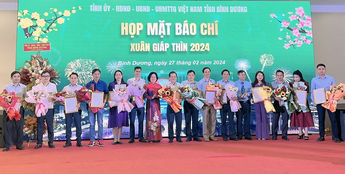 Báo chí đóng góp lớn vào sự phát triển kinh tế xã hội tỉnh Bình Dương