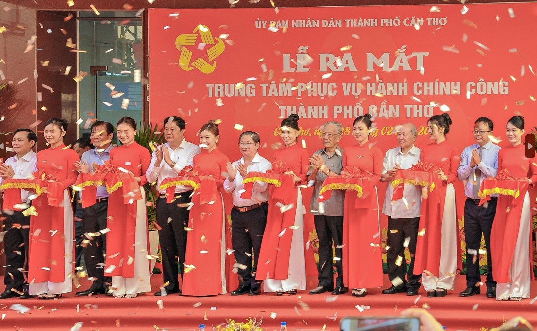 TP. Cần Thơ: Chính thức ra mắt Trung tâm phục vụ hành chính công TP. Cần Thơ: Chính thức ra mắt Trung tâm phục vụ hành chính công