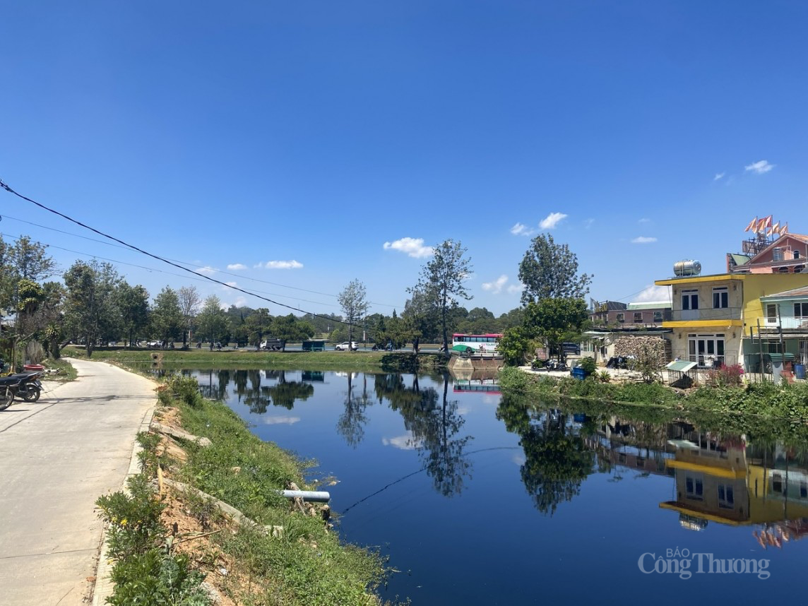 Lâm Đồng: Ô nhiễm nghiêm trọng tại các hồ lắng xung quanh hồ Xuân Hương Đà Lạt Lâm Đồng: Ô nhiễm nghiêm trọng tại các hồ lắng xung quanh hồ Xuân Hương Đà Lạt