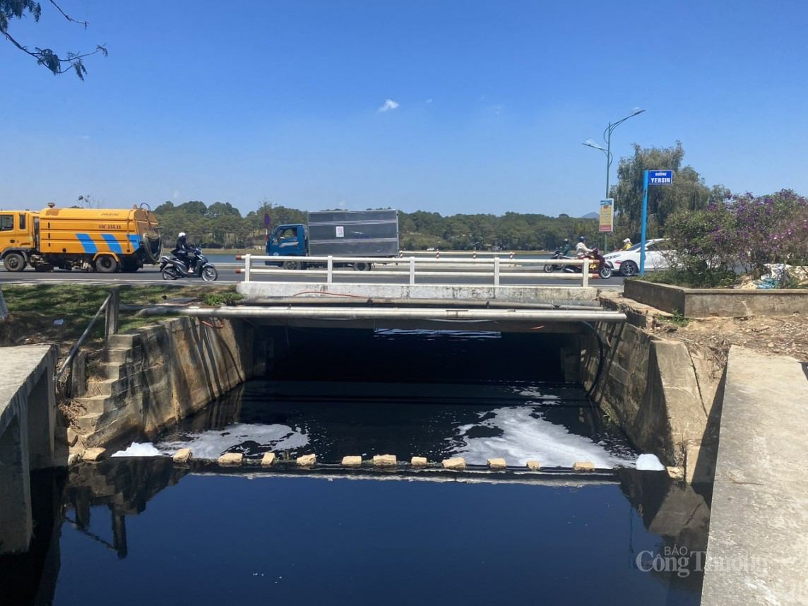 Lâm Đồng: Ô nhiễm nghiêm trọng tại các hồ lắng xung quanh hồ Xuân Hương Đà Lạt Lâm Đồng: Ô nhiễm nghiêm trọng tại các hồ lắng xung quanh hồ Xuân Hương Đà Lạt