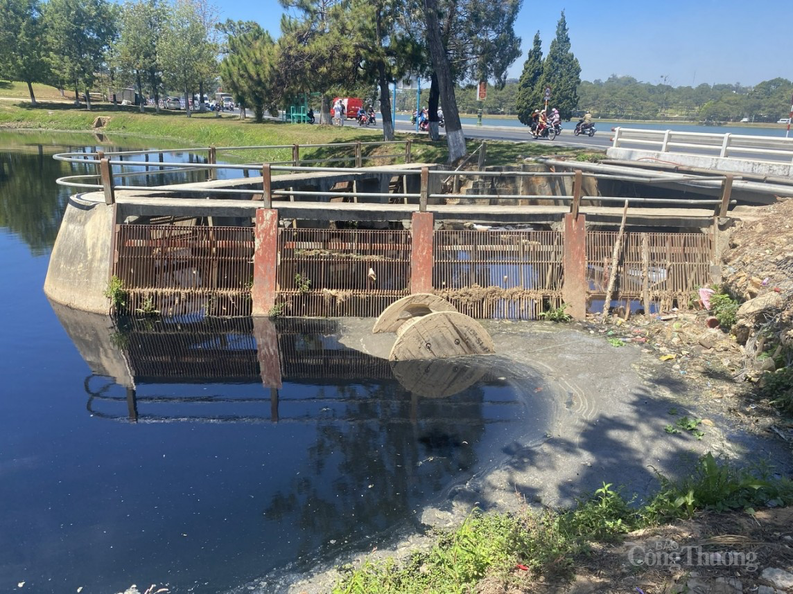 Lâm Đồng: Ô nhiễm nghiêm trọng tại các hồ lắng xung quanh hồ Xuân Hương Đà Lạt Lâm Đồng: Ô nhiễm nghiêm trọng tại các hồ lắng xung quanh hồ Xuân Hương Đà Lạt