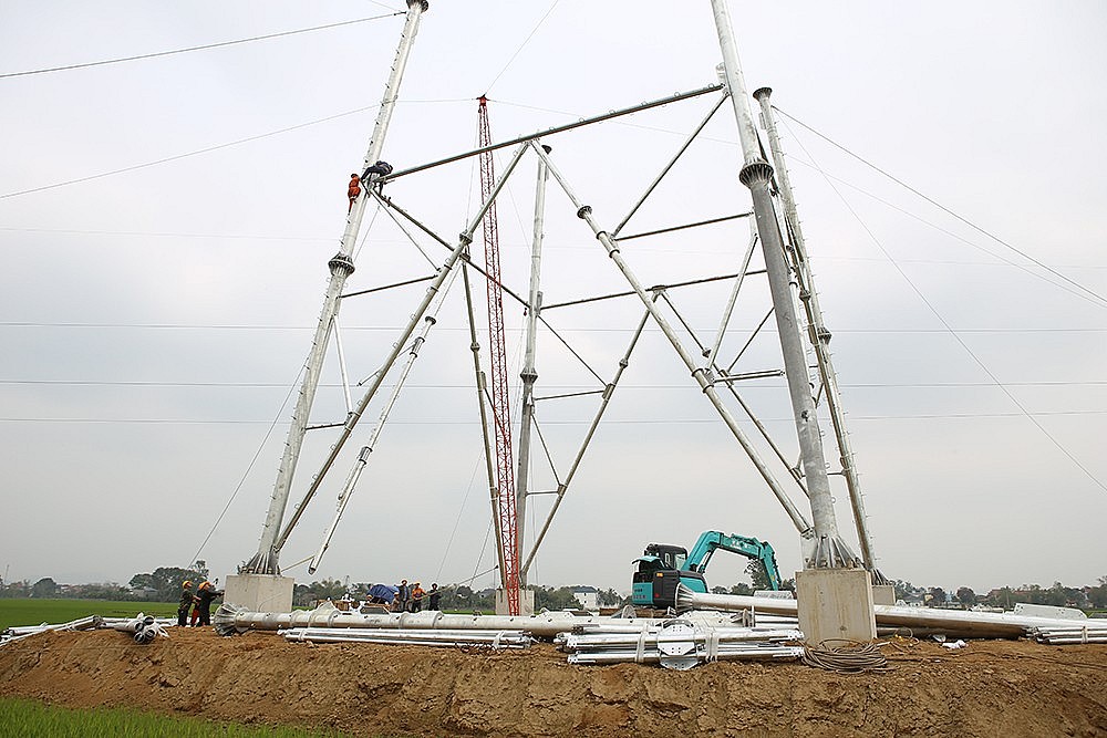 Thi công Dự án đường dây 500kV mạch 3: Không để móng chờ cột