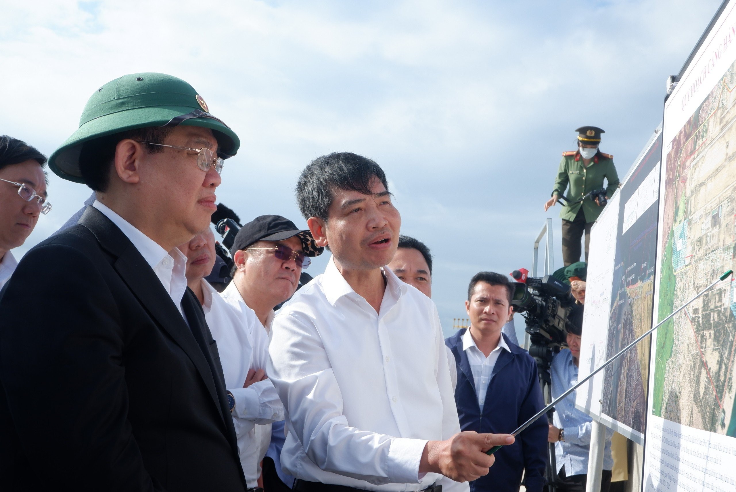 Phú Yên cần xác định công nghiệp là một trong những động lực chính và chủ chốt Phú Yên cần xác định công nghiệp là một trong những động lực chính và chủ chốt